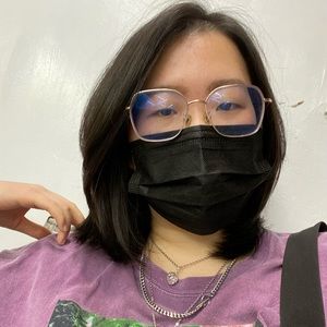 Meet your Posher, Linda